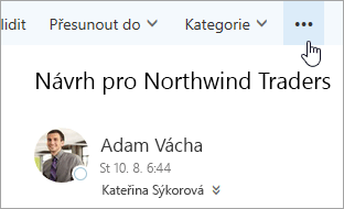 Snímek obrazovky tlačítka Více příkazů na řádku nabídek aplikace Outlook.