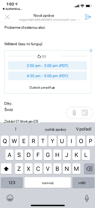 Zobrazuje obrazovku iOS s dostupnými časy uvedenými v konceptu e-mailu. V levém horním rohu je &kvóta; X&uvozovka; knoflík.