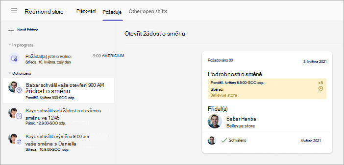 Snímek obrazovky žádosti o otevřenou směnu pracovníků schválené manažerem.