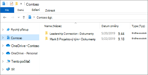 Snímek obrazovky znázorňující složky synchronizace OneDrivu a webů.
