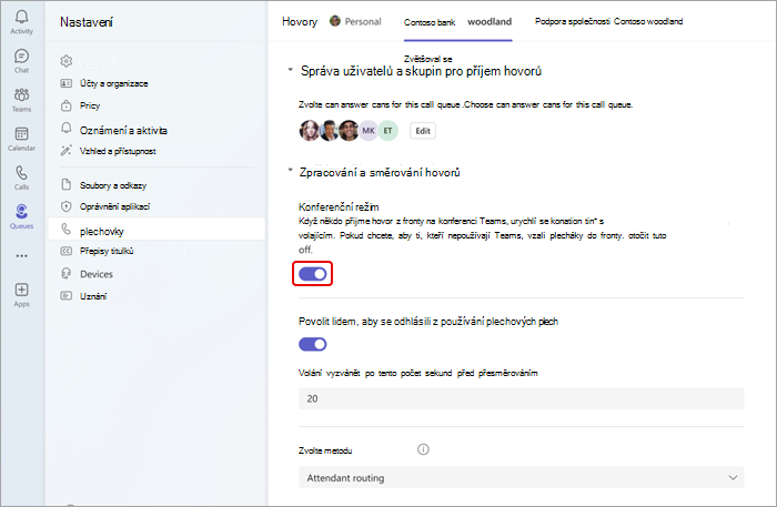Snímek obrazovky znázorňující, jak zapnout nebo vypnout konferenční režim