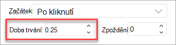Pole Doba trvání při použití animace v aplikaci PowerPoint na webu.