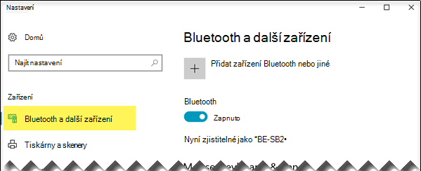 Ujistěte se, že je na levé straně vybraná možnost Bluetooth & další zařízení