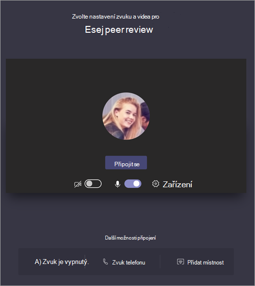 Snímek obrazovky, který ukazuje, jak vybrat nastavení zvuku a videa pro schůzku v Teams před připojením.