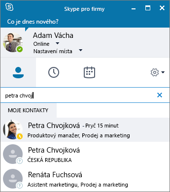 Snímek obrazovky s oknem Skypu pro firmy během hledání kontaktu, který chce uživatel přidat