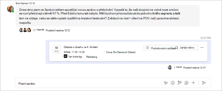 Snímek obrazovky zobrazující chat schůzky s vlákny v kanálu Microsoft Teams.