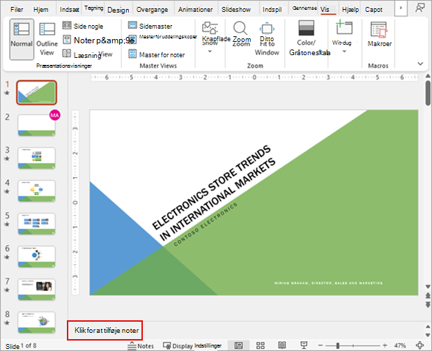 Skærmbillede, der viser et PowerPoint-slidesæt i normal visning sammen med notesektionen.