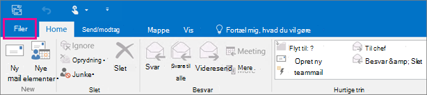 Sådan ser båndet ud i Outlook 2016.
