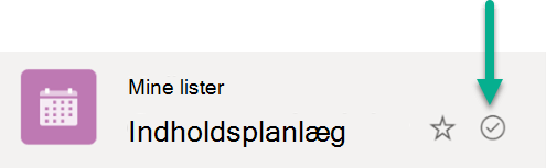 Dette symbol angiver, at listen er synkroniseret mellem skylager og Windows-enheden.