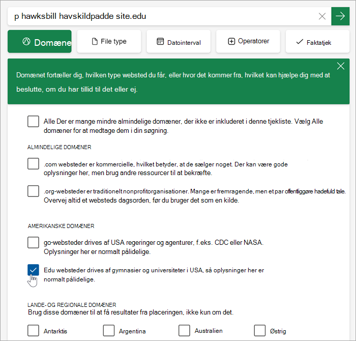 Skærmbillede af rullelisten til valg af domæner. Indstillingerne er angivet med forklaringer (svarende til dem i artiklen).