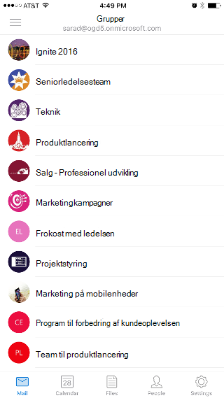 Viser skærmbilledet Grupper med en liste over grupper som Ignite 2016 og Senior Leadership Team.