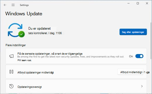 Viser skærmen Windows Update med den til/fra-knap, der giver dig mulighed for at vælge, om du vil hente de seneste opdateringer, så snart de er tilgængelige.