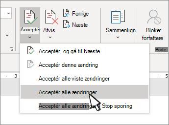 Rulleliste med indstillingen Acceptér alle ændringer i Word