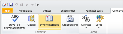Ikonet Synonymordbog på Outlook-båndet