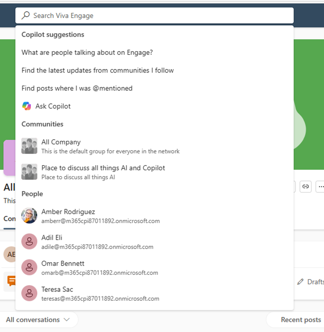 Screenshot der Suchkategorien, die angezeigt werden, wenn Sie in Viva Engage suchen möchten – Copilot-Vorschläge, Communitys, People und andere.