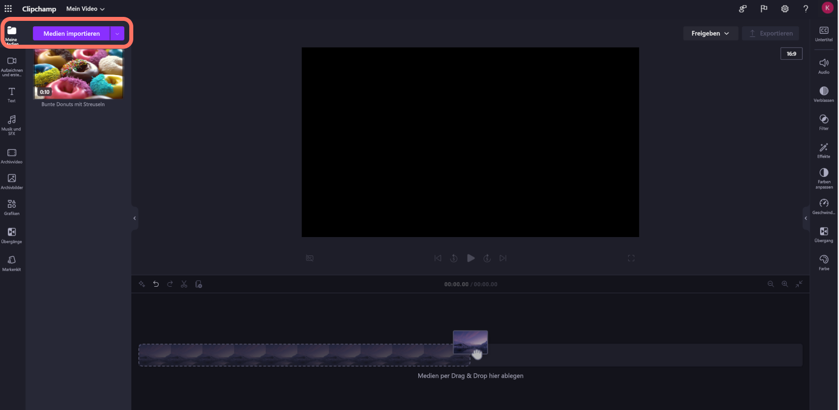 Ein Screenshot eines Benutzers von Clipchamp für Arbeitskonten, der Medien importiert.