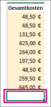Screenshot, der zeigt, dass nach dem Klicken auf AutoSumme der Auswahlbereich und die Formel angezeigt werden.