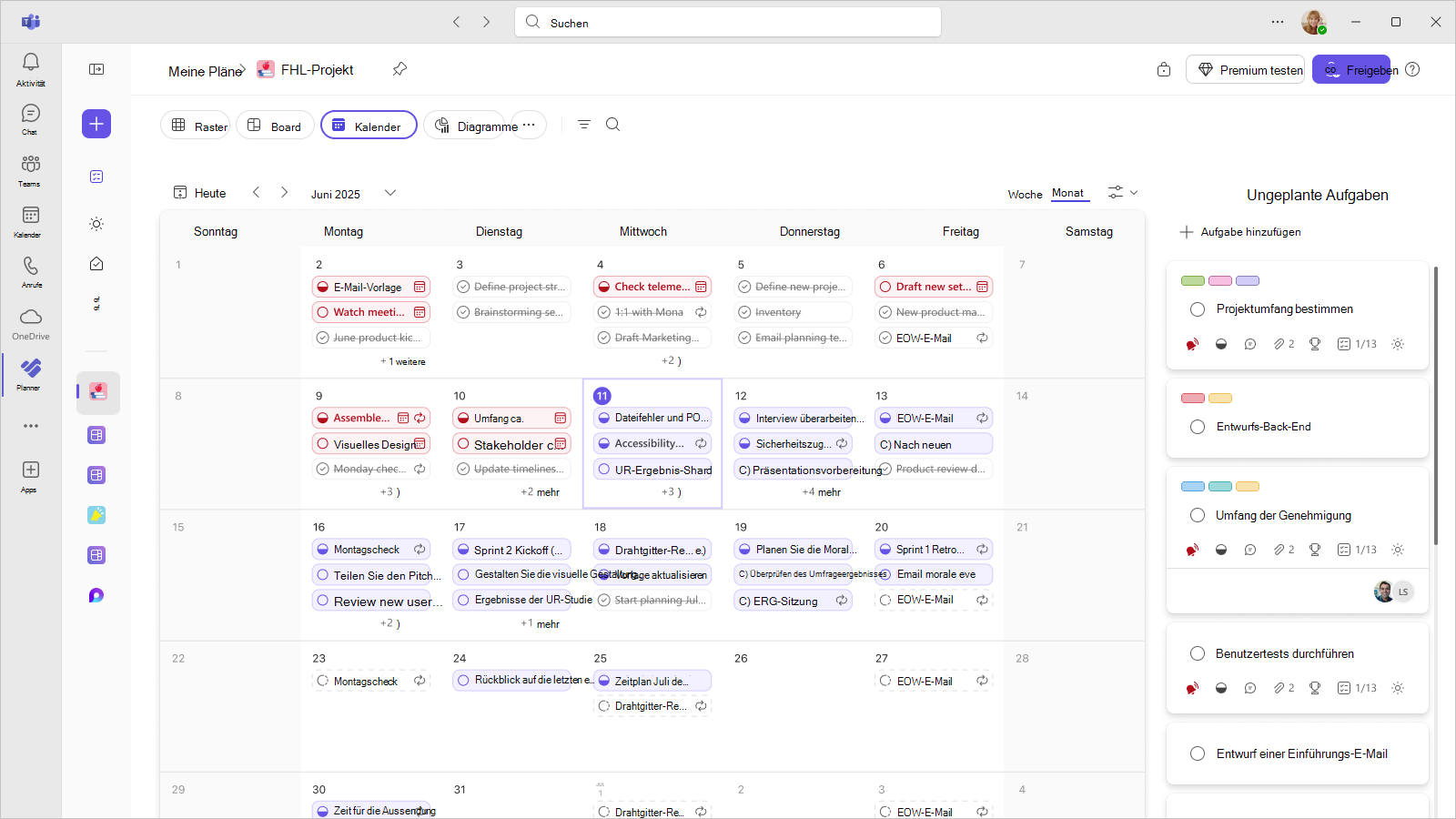 Ein Screenshot eines Plans in Planner in Teams zeigt die Calendar-Ansicht der Aufgaben eines Benutzers für den Monat.