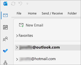 Screenshot showing personal Microsoft account mailboxes in classic Outlook