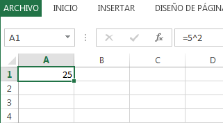 El resultado al cuadrado se encuentra en la celda.
