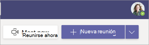 Captura de pantalla que muestra los botones Reunirse ahora y Nueva reunión en la vista Calendar de Teams.