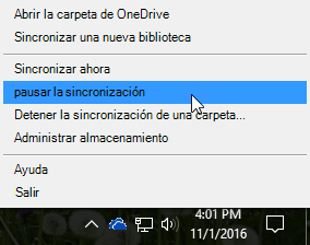 Una captura de pantalla del anterior menú de OneDrive para la Empresa con la opción Pausar la sincronización seleccionada.