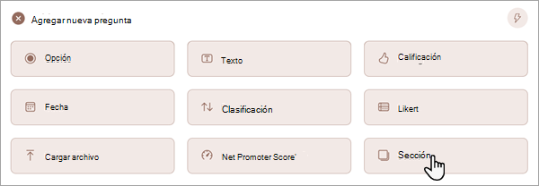 Captura de pantalla que muestra cómo puede agregar una nueva sección al formulario o cuestionario.