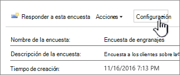 Botón Configuración de encuesta en la parte superior de una vista de encuesta general