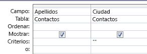 Diseñador de consultas con criterios establecidos para mostrar los registros con un campo de valor en blanco