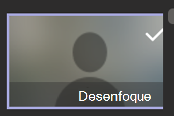 Captura de pantalla que muestra la opción de fondo desenfocado seleccionada.