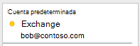 Muestra una cuenta de Exchange en el Outlook para Mac panel izquierdo con un icono de indicador naranja junto a ella que indica un problema de conexión.