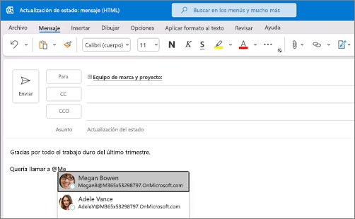 Agregar el símbolo @ y los primeros caracteres del nombre de una persona