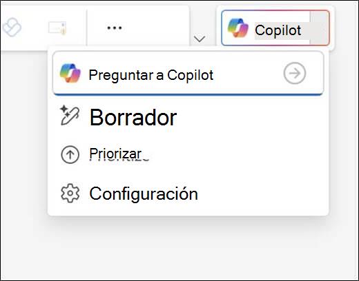 El menú Copiloto en Outlook.