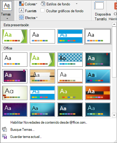 Muestra las opciones de Temas del patrón de dispositivas de PowerPoint