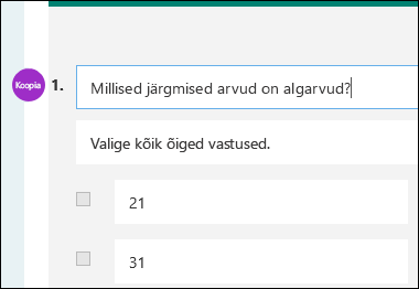 Õppetesti küsimuse kõrval kuvatakse kaasautori initsiaalid
