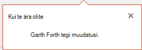 Screenshot showing the powerPoint for Office 365 shows you who made changes to your shared file while you were away