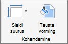 Kuvatõmmis, millel on kujutatud jaotis Kohandamine koos suvanditega Slaidi suurus ja Tausta vorming.