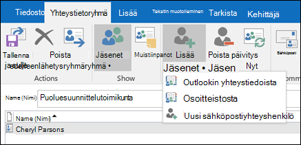 Lisää yhteystietoryhmään valitsemalla Lisää jäseniä.