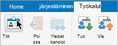 Näyttää Työkalut-valikon Tilit-painikkeen