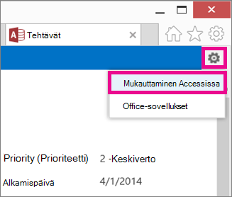 Mukauta Accessissa -komento Asetukset-ratasvalikossa