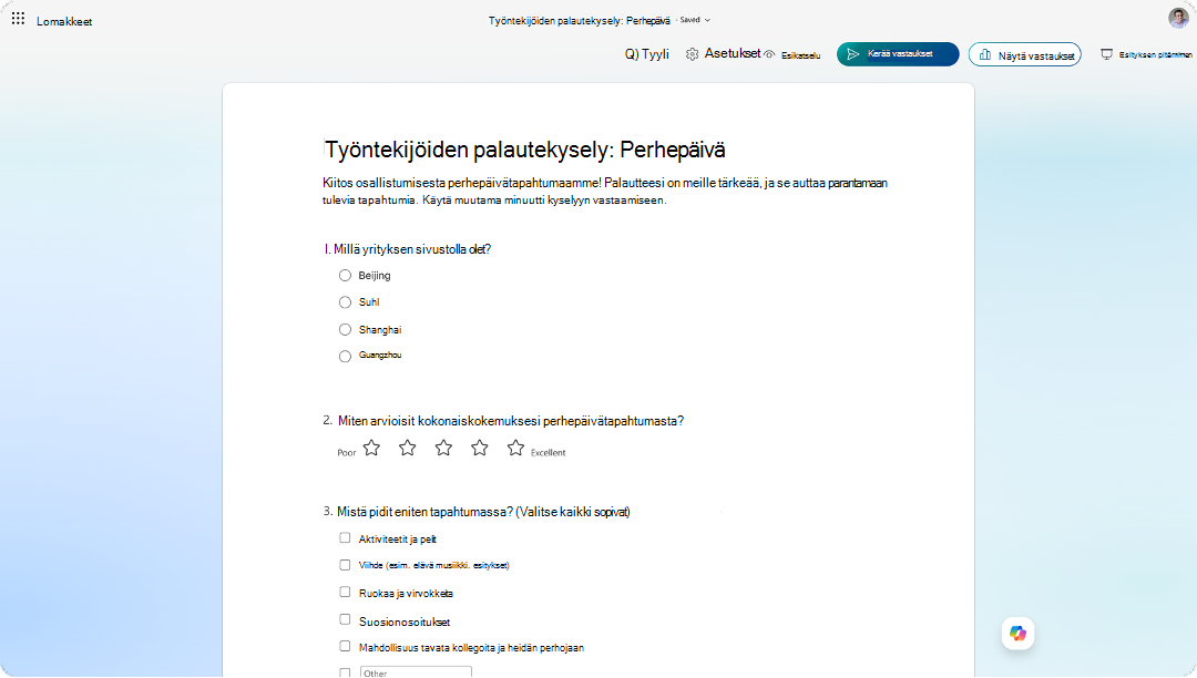 Näyttökuva, jossa näkyy työntekijöiden palautekysely Microsoft Forms, sekä tapahtumaluokitus- ja palautekysymyksiä.