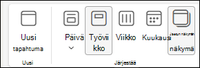 Näyttökuva Calendar näkymästä, jossa Jaettu näkymä -vaihtoehto on valittuna