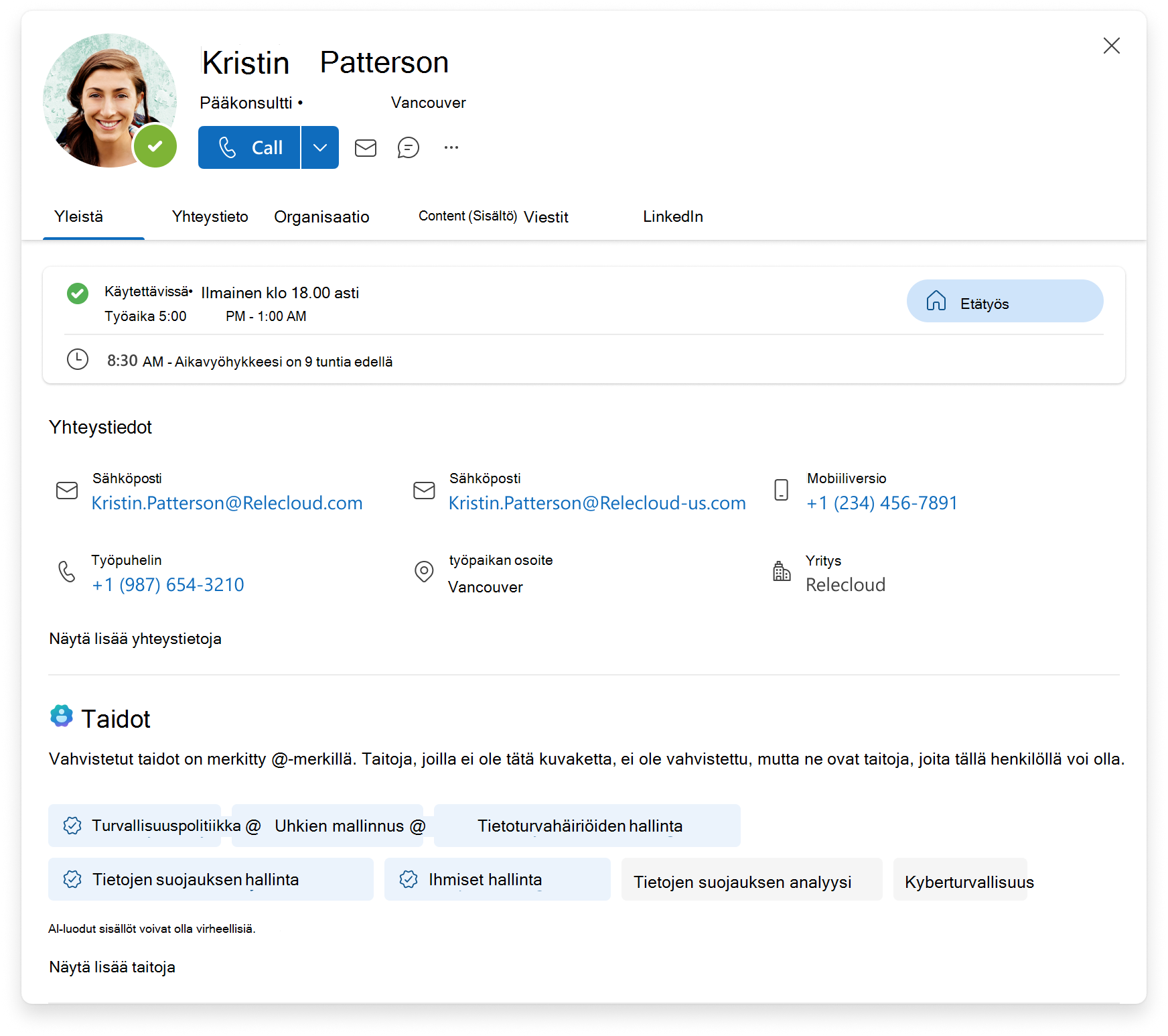 Näyttökuva Microsoft 365 -profiilikortista, jossa on yleiskatsaus, yhteystiedot sekä luettelo vahvistetuista ja vahvistamattomista osaamisalueista