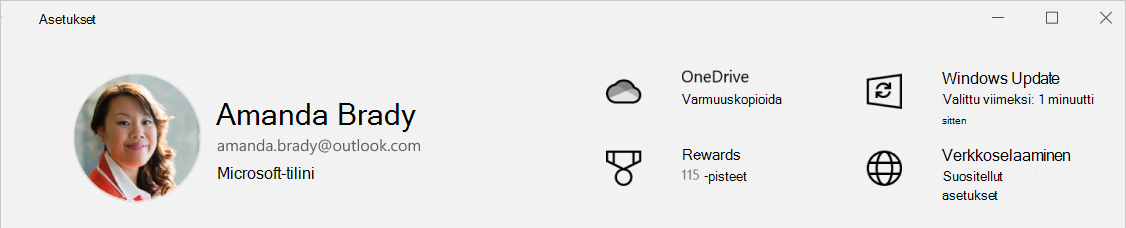 Näyttökuva Asetuksista, joissa näkyy OneDrive-varmuuskopion tila.