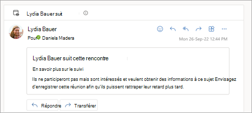 Capture d’écran montrant la réponse par e-mail indiquant que le participant suit la réunion