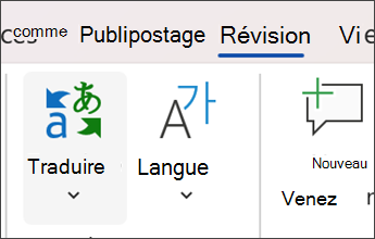 capture dʼécran dans Microsoft Word de la sélection de Révision puis Traduire