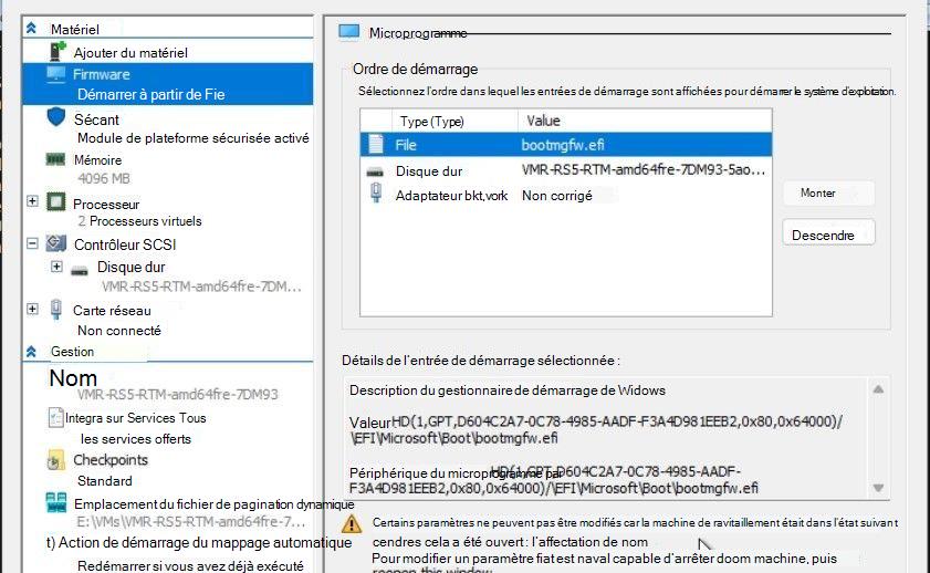 Capture d’écran des paramètres d’une machine virtuelle Hyper-V, avec la section Microprogramme mise en surbrillance, montrant l’ordre de démarrage d’origine.