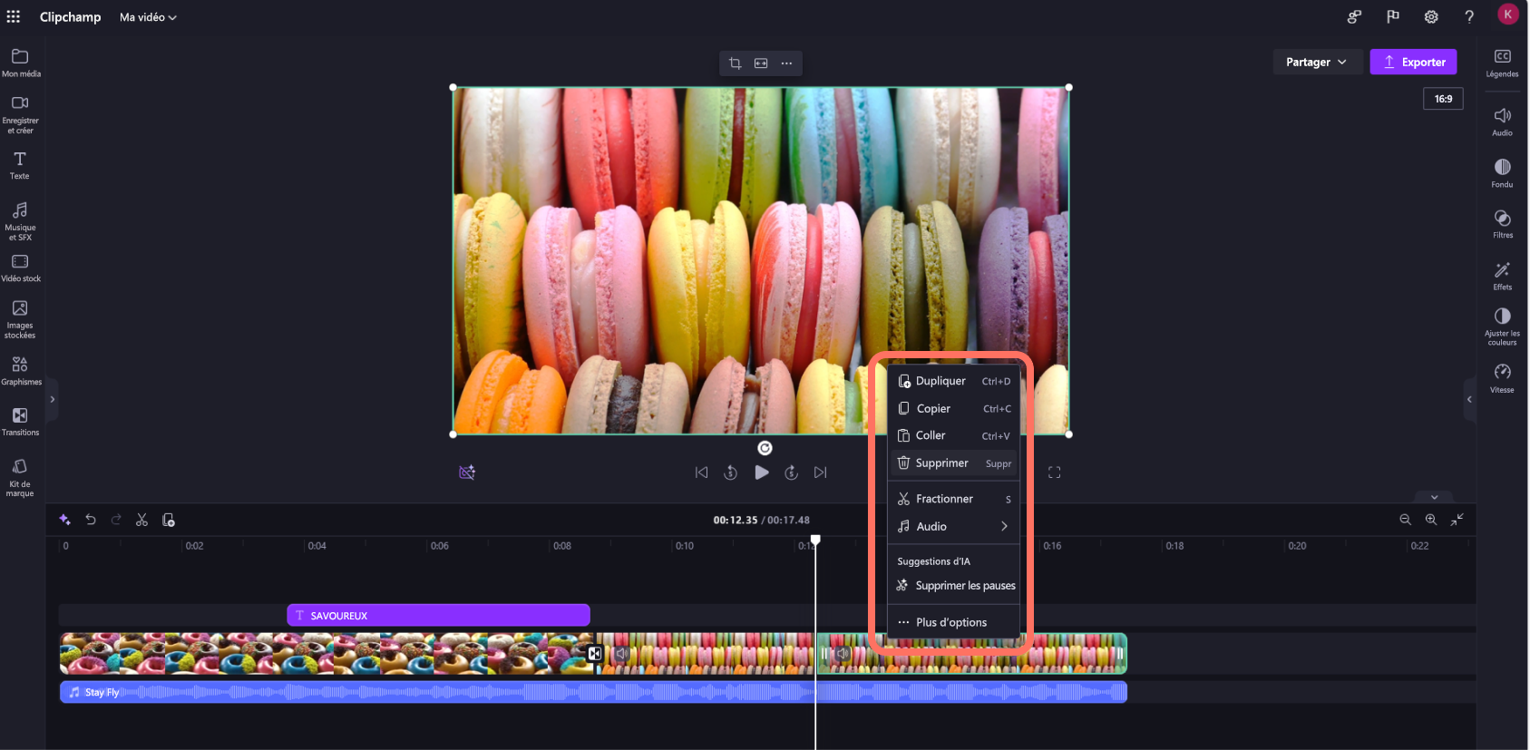 Capture d’écran d’un utilisateur de compte professionnel Clipchamp supprimant un clip vidéo de la chronologie.