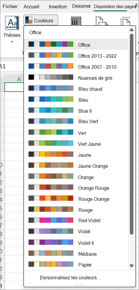 Capture dʼécran montrant la galerie Couleurs des thèmes ouverte à lʼaide du bouton Couleurs sous lʼonglet Mise en page.