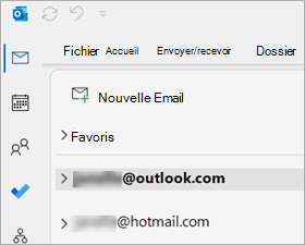 Capture d’écran montrant les boîtes aux lettres d’un compte Microsoft personnel dans Outlook classique